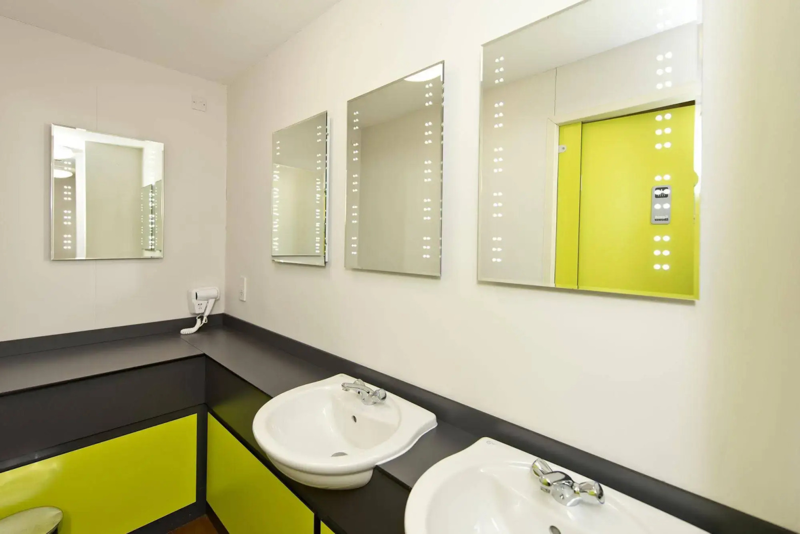 YHA Manorbier - Hostel