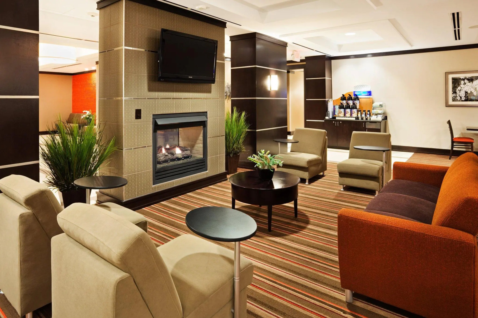Holiday Inn Express & Suites Charlotte Southeast - Matthews by IHG