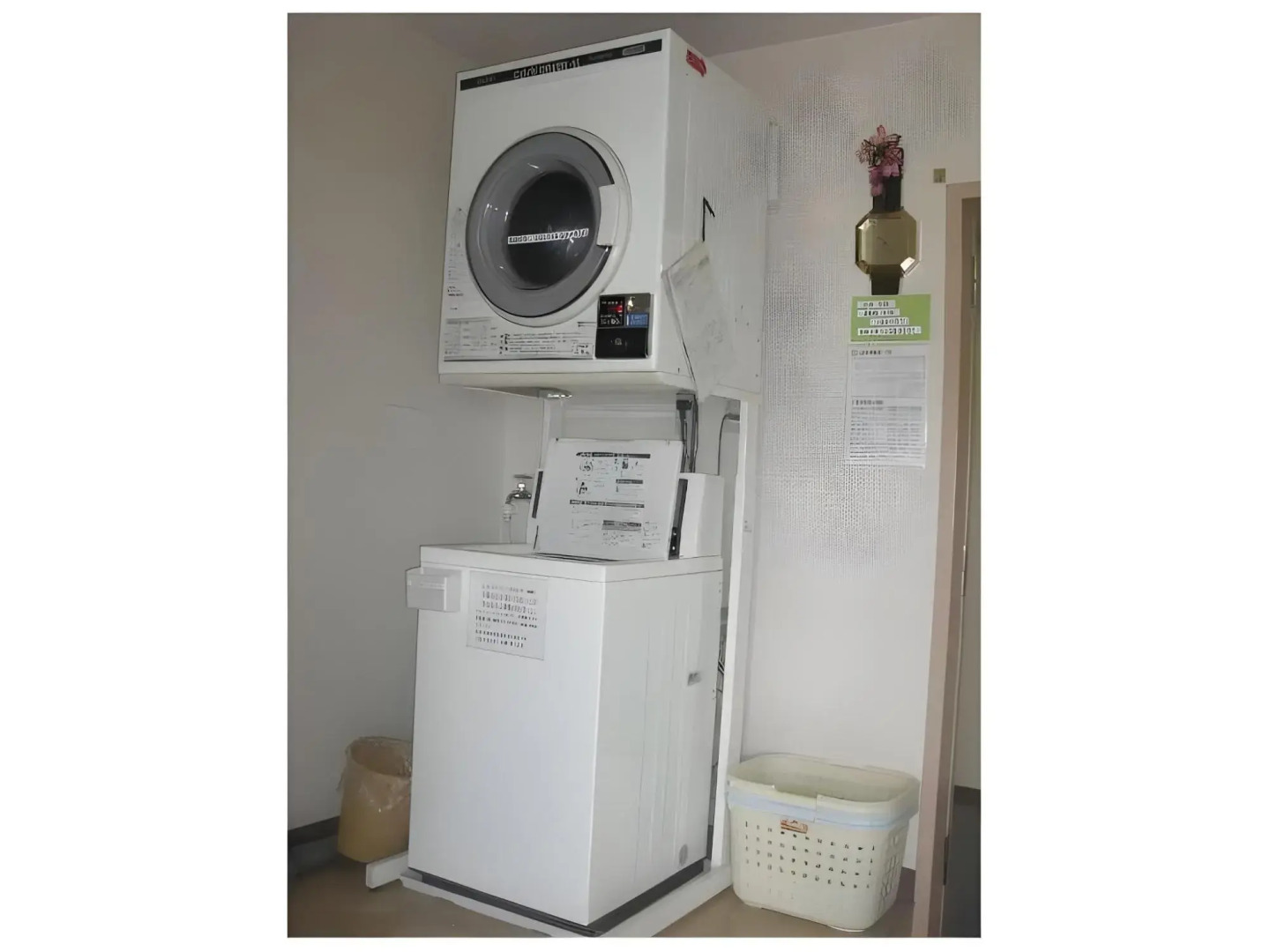 Capsule Hotel Famy (Male Guests Only)