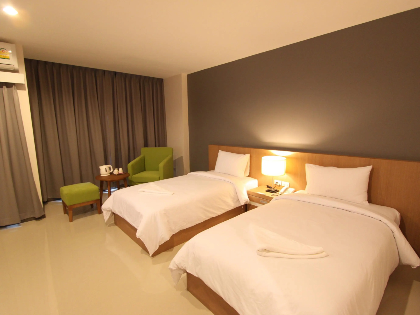 S Tara Grand Hotel