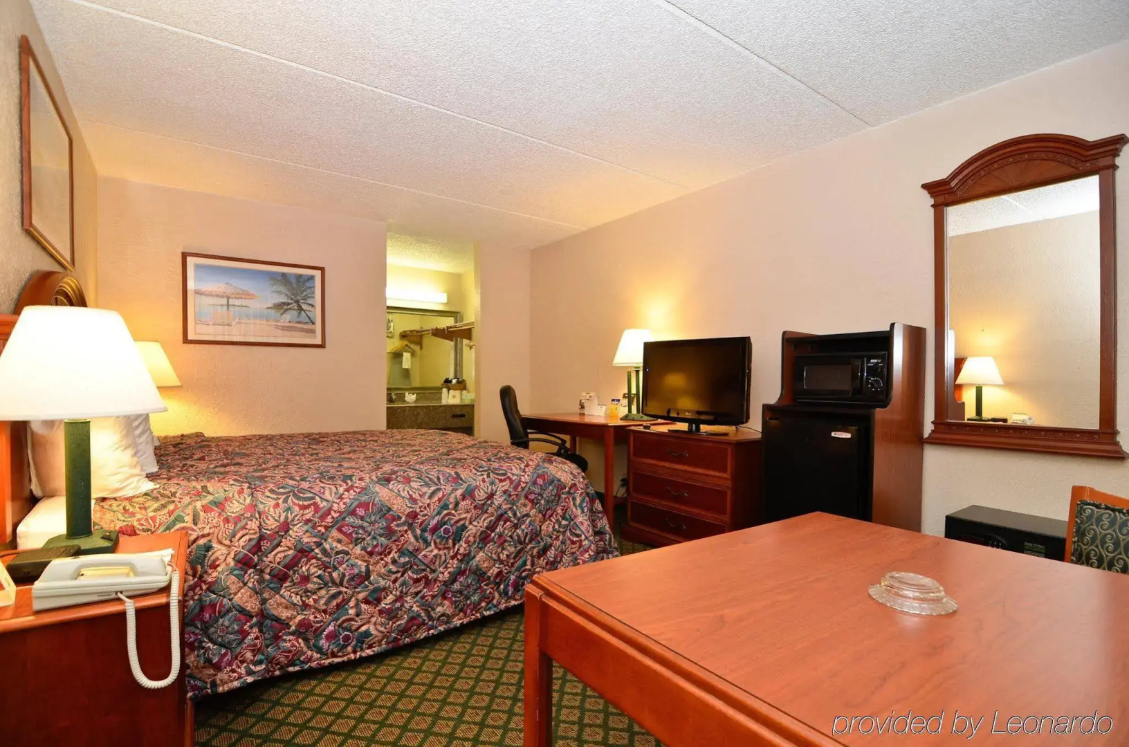 Clarion Pointe Galveston - Beachfront