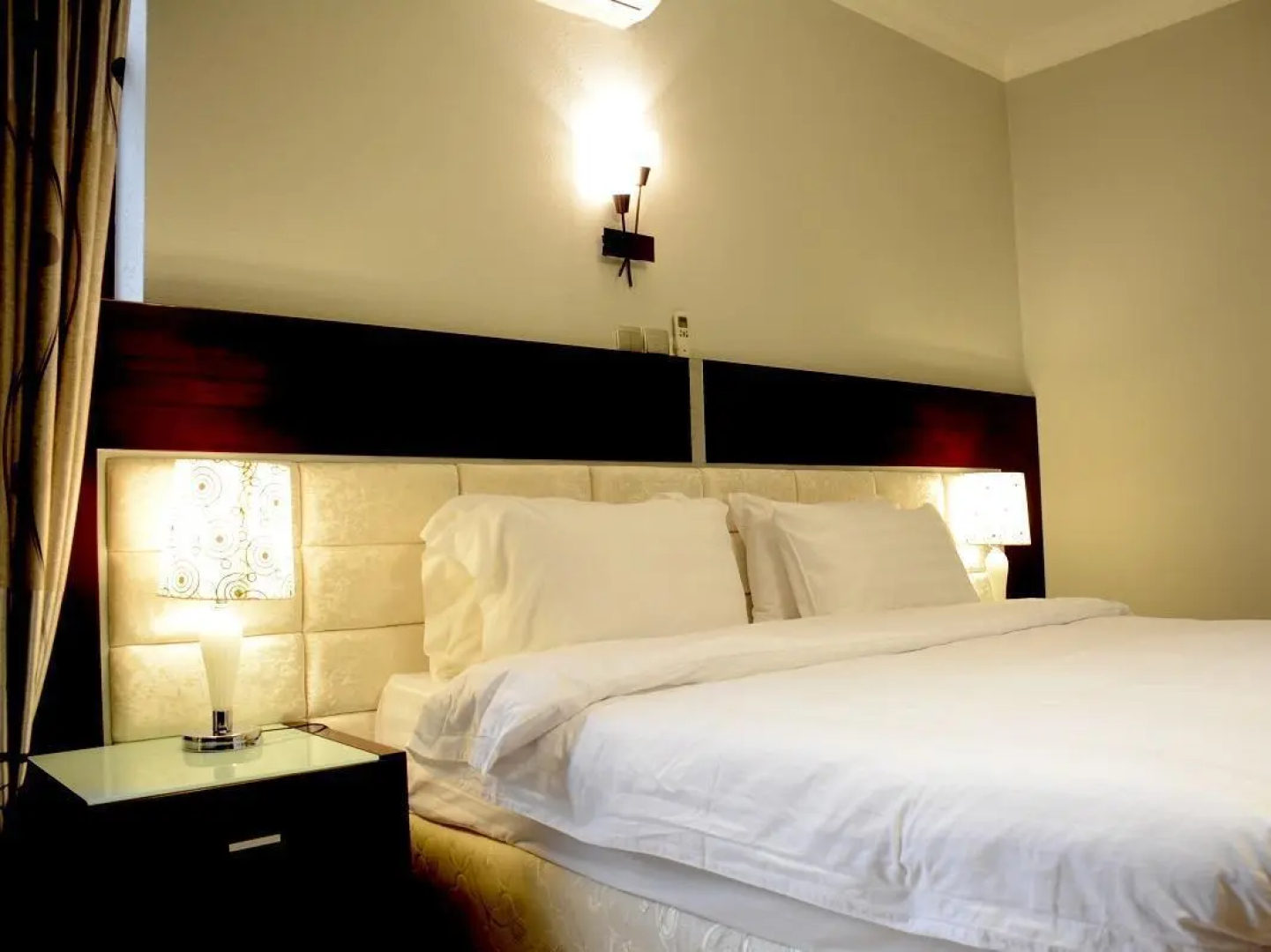 Nejobugg palace hotel