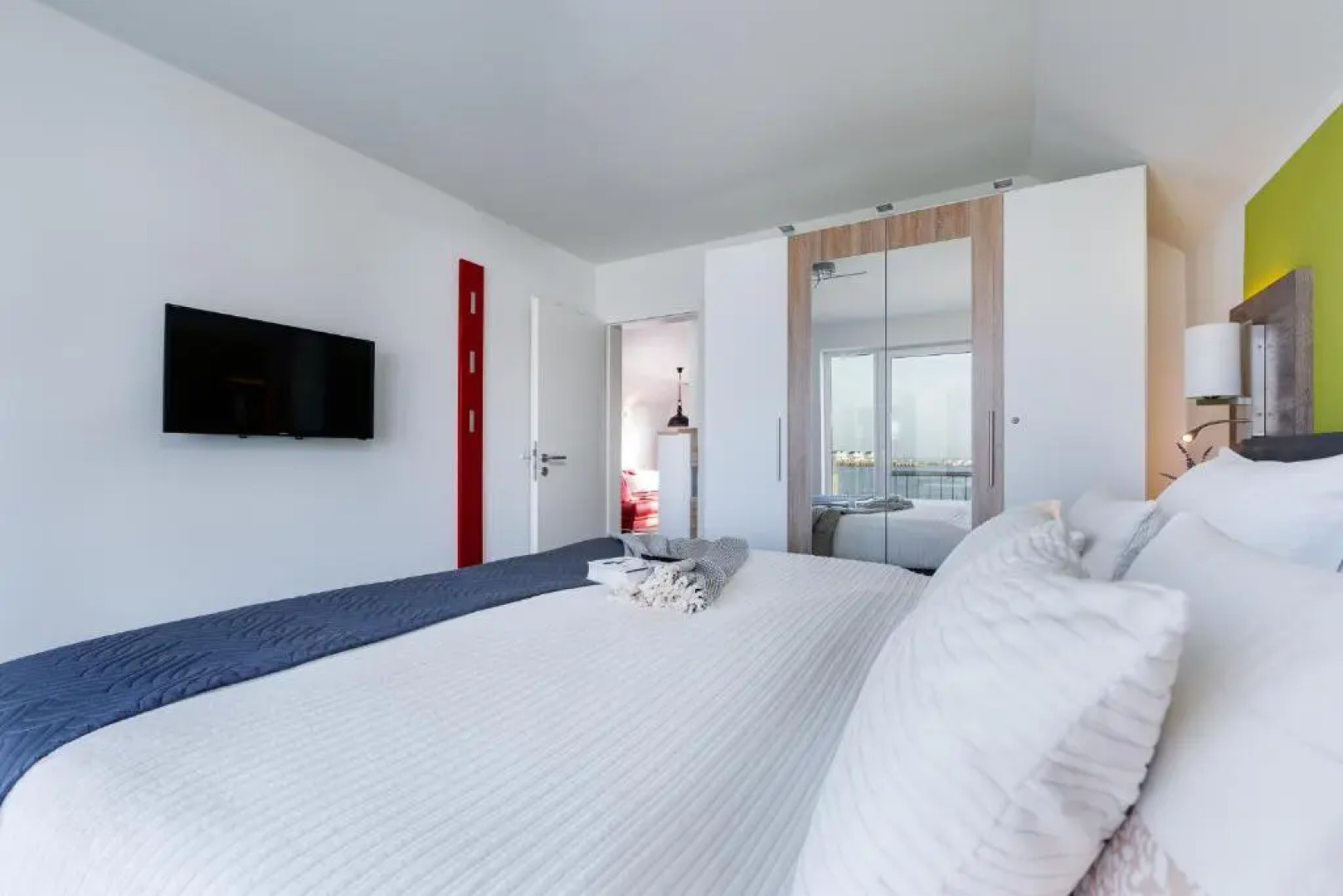 Fewo-Kapitaen-James-Cook-Olpenitz-E-Ladesaeule-Allergiker-Wasserbett