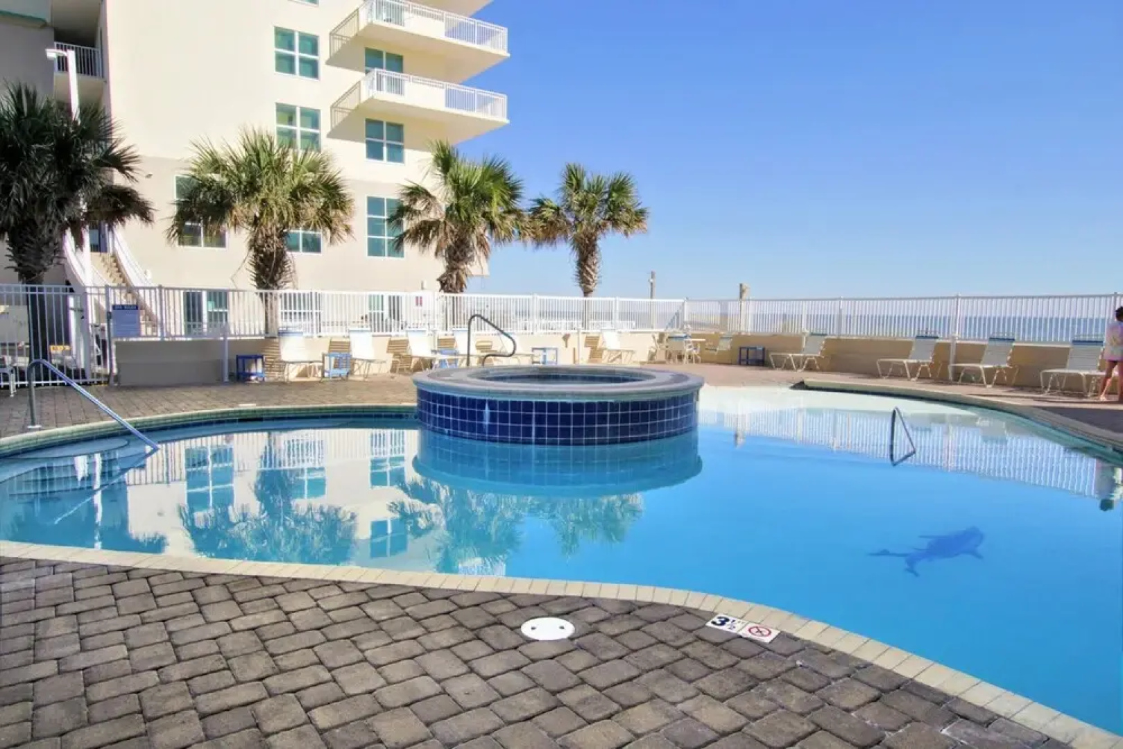 Crystal Shores West By Youngs Sun Coast