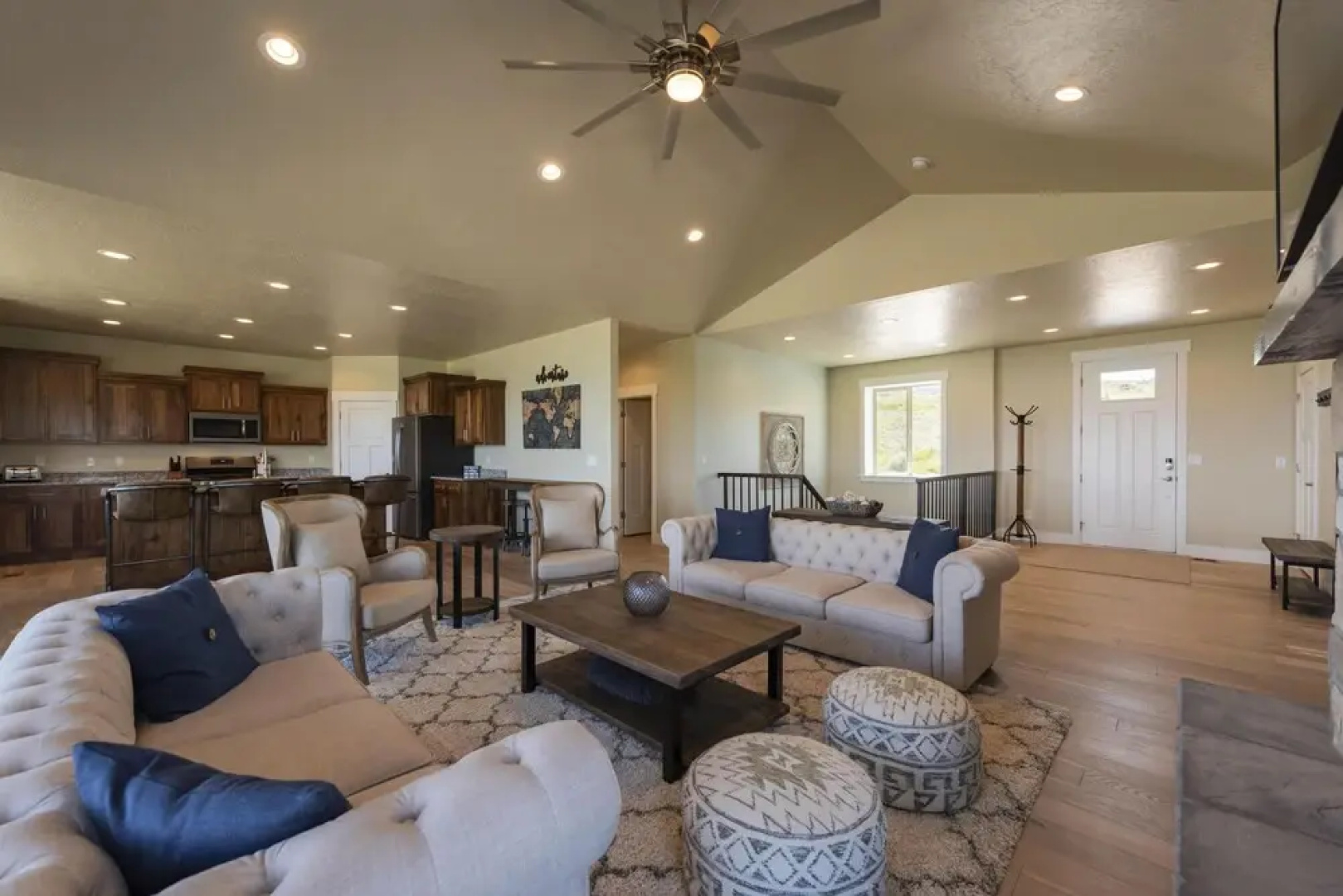 Lotus Lodge With Bear Lake Luxury Rentals