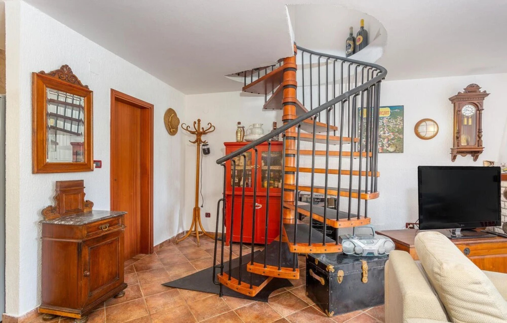 Amazing Home in Malinska With Wifi and 3 Bedrooms