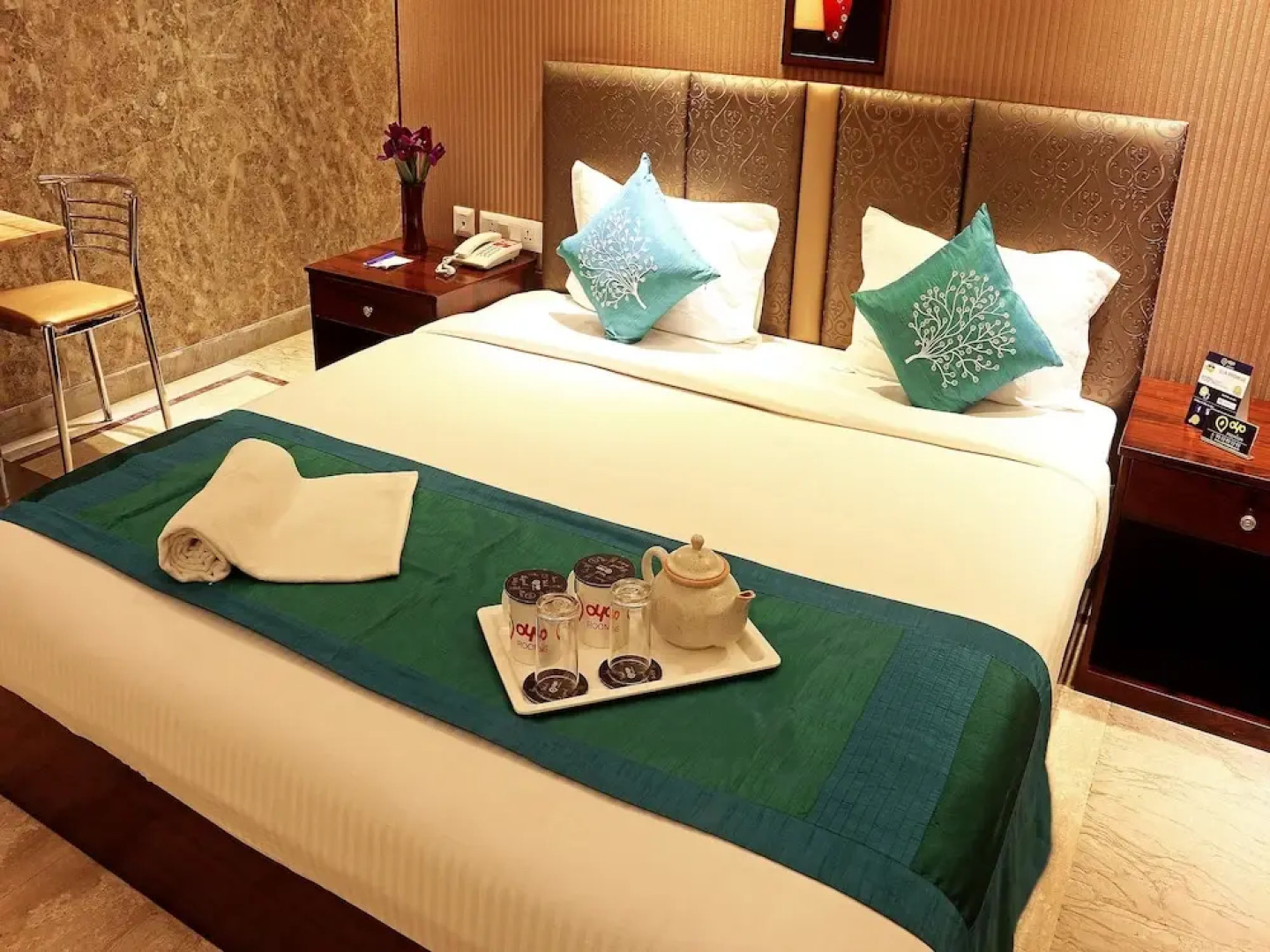 OYO Premium Airport Gate No 1