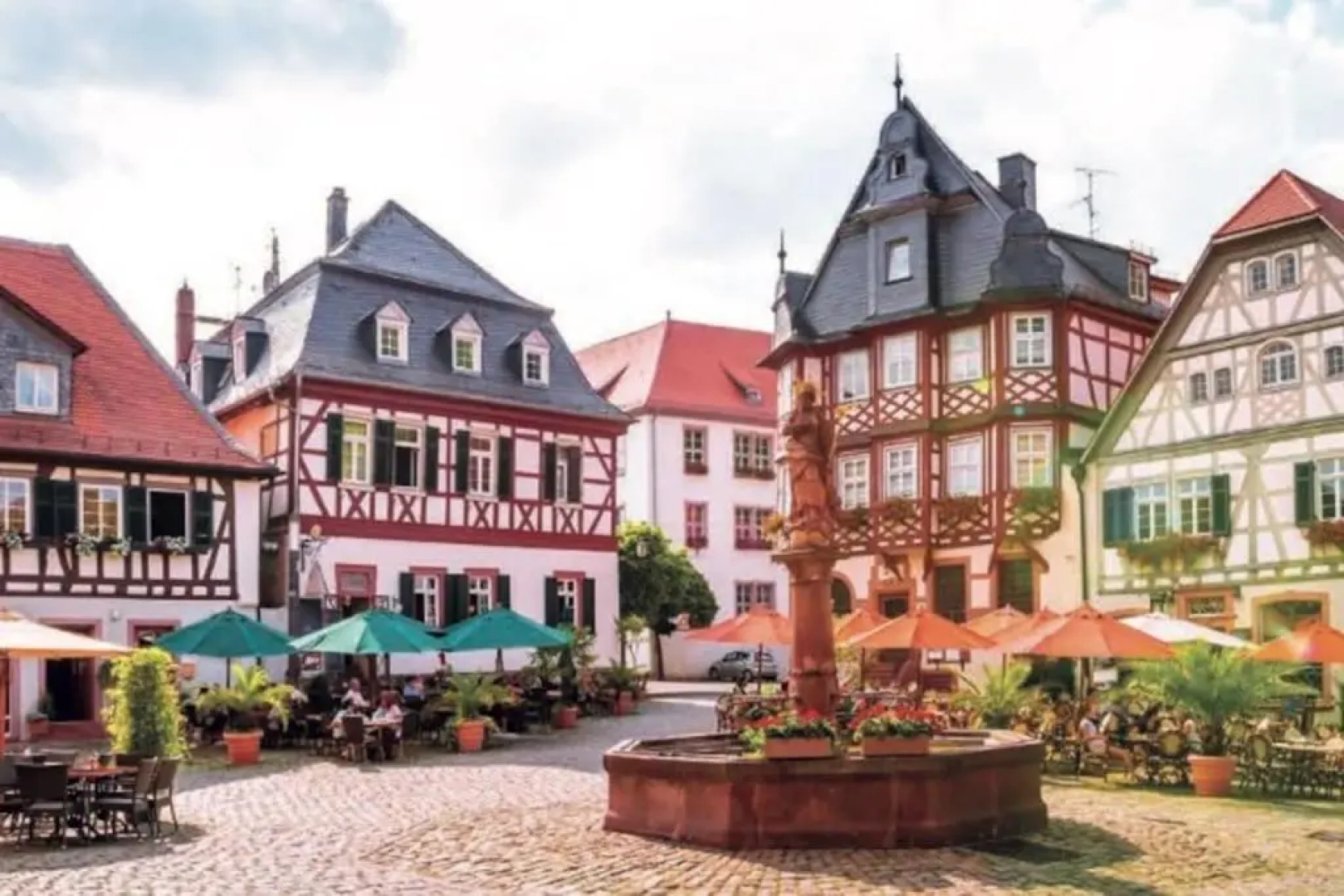 Acapella Suite Barcarolle 60qm, direkt am Weinberg, Altstadt, Netflix inklusive