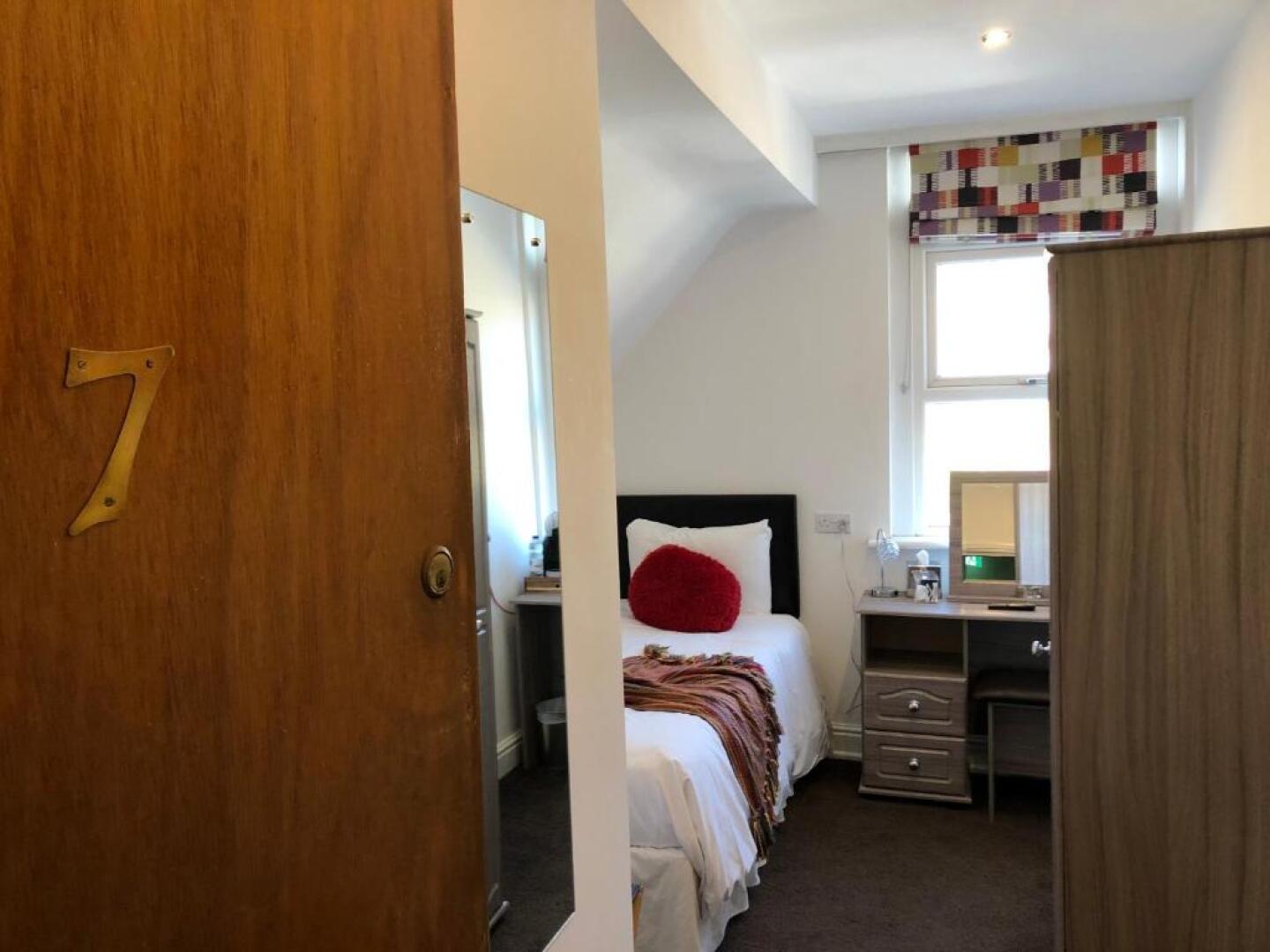 Aberthaw House Hotel