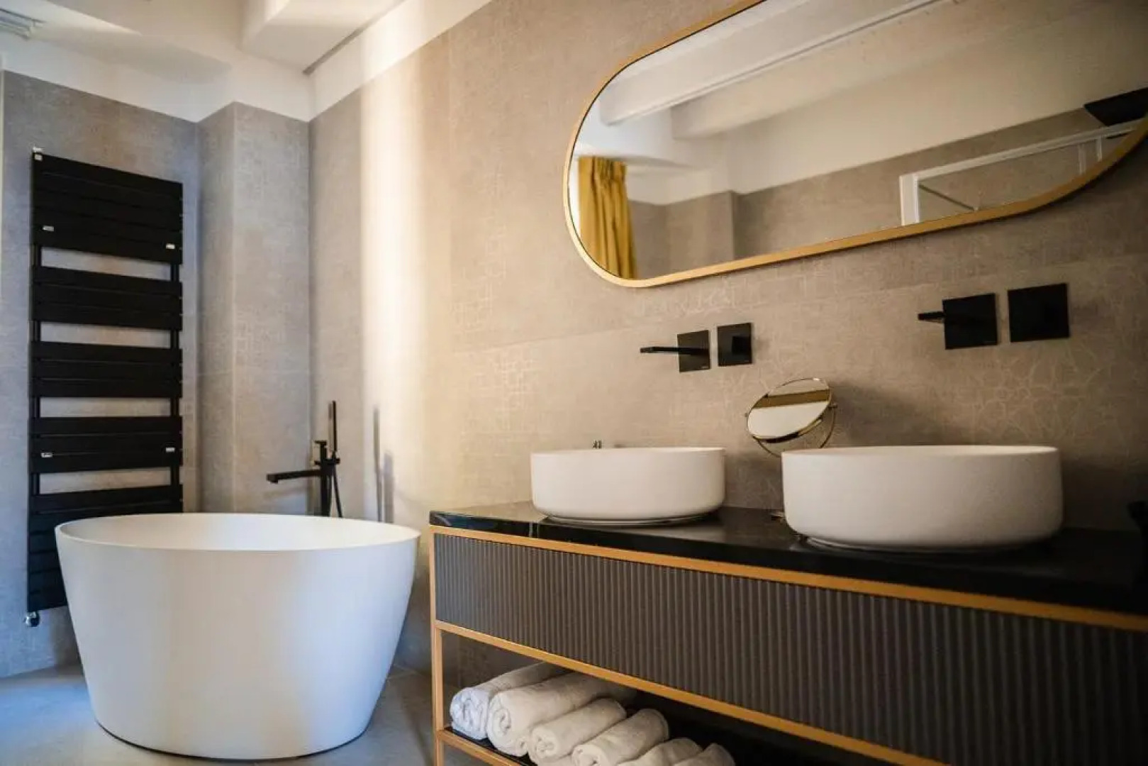 Luxury Suites Rocopom