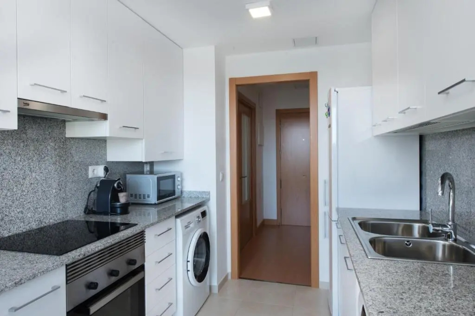 NEW APARTMENT WITH BIG TERRACE 9 Min WALK TO BEACH 6 MIN SUPERMARKET