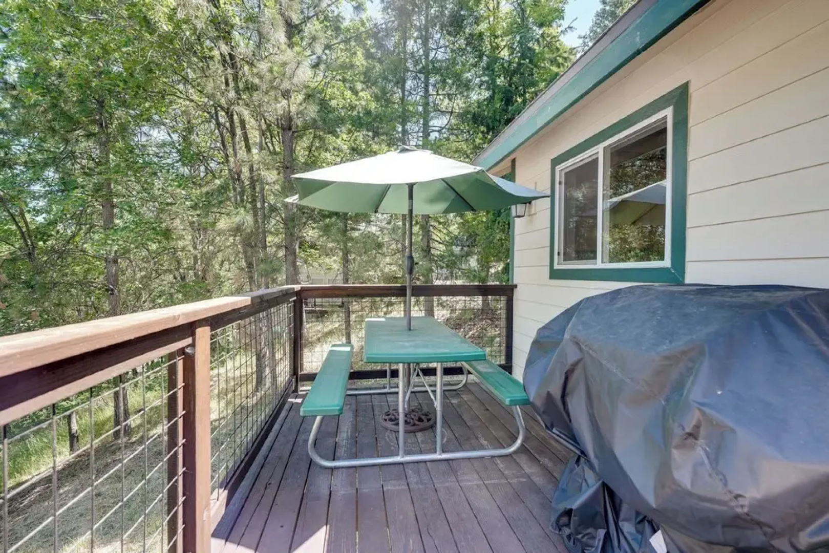 Walk to Dtwn: Charming Family Cabin in Twain Harte
