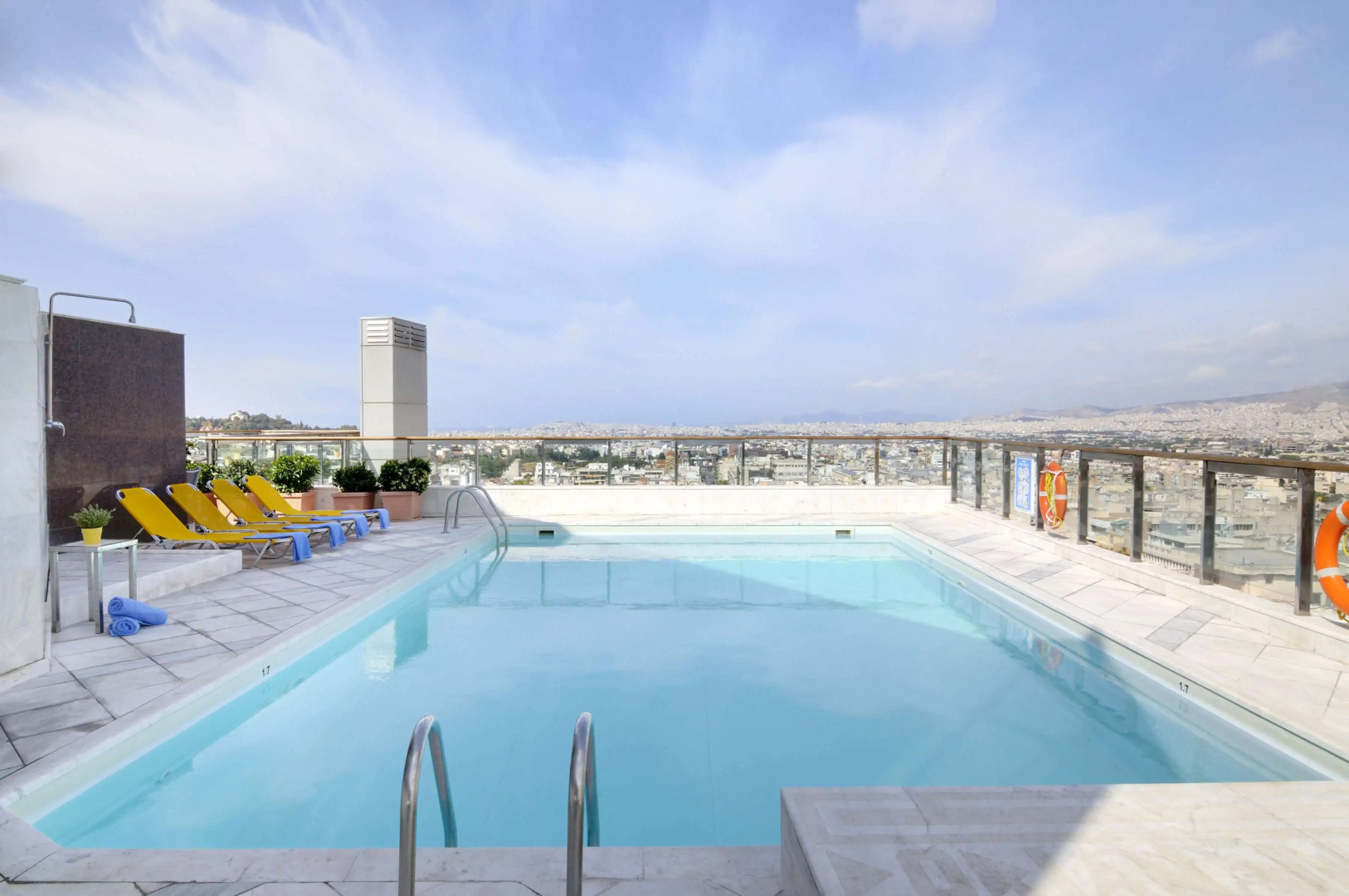 Dorian Inn Hotel