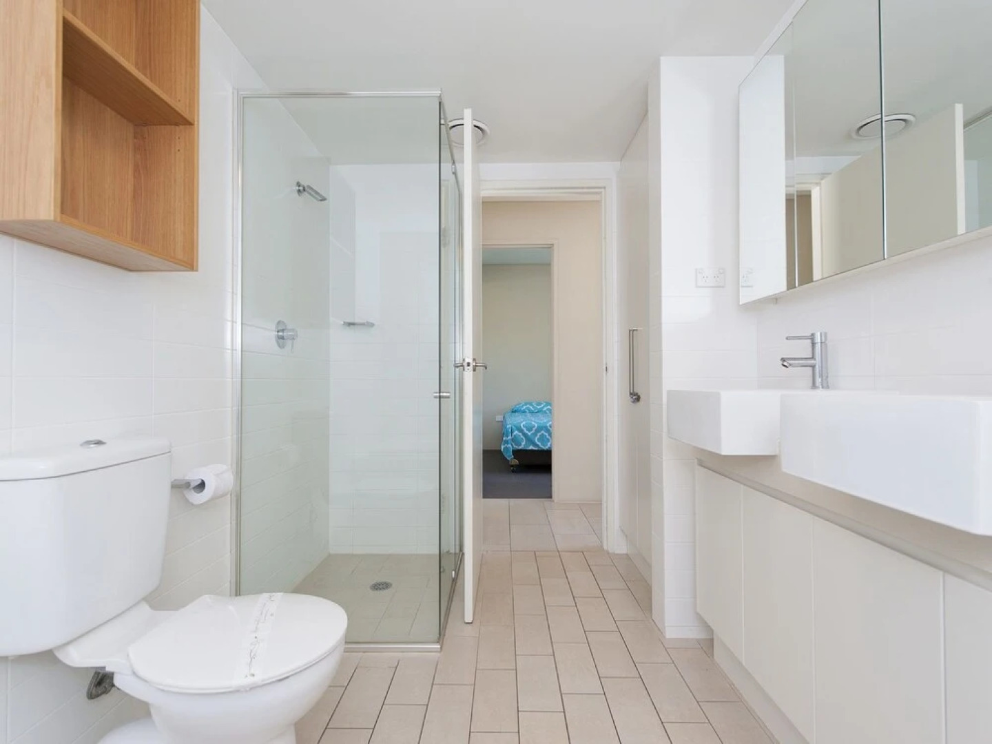 Cote D'Azur,  Unit 41/61 Donald Street