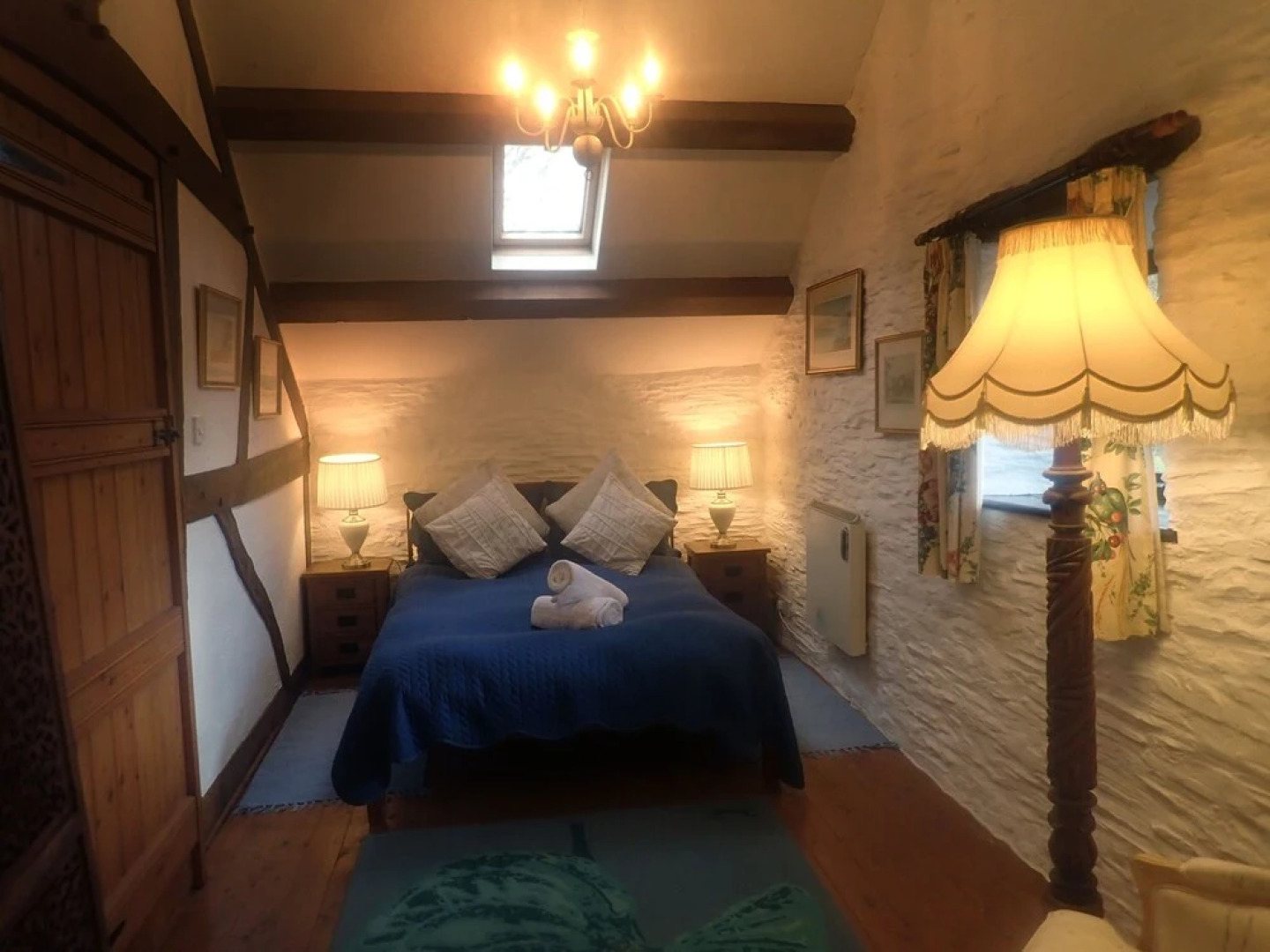 Beautiful 15th Century Watermill - Lovely Location