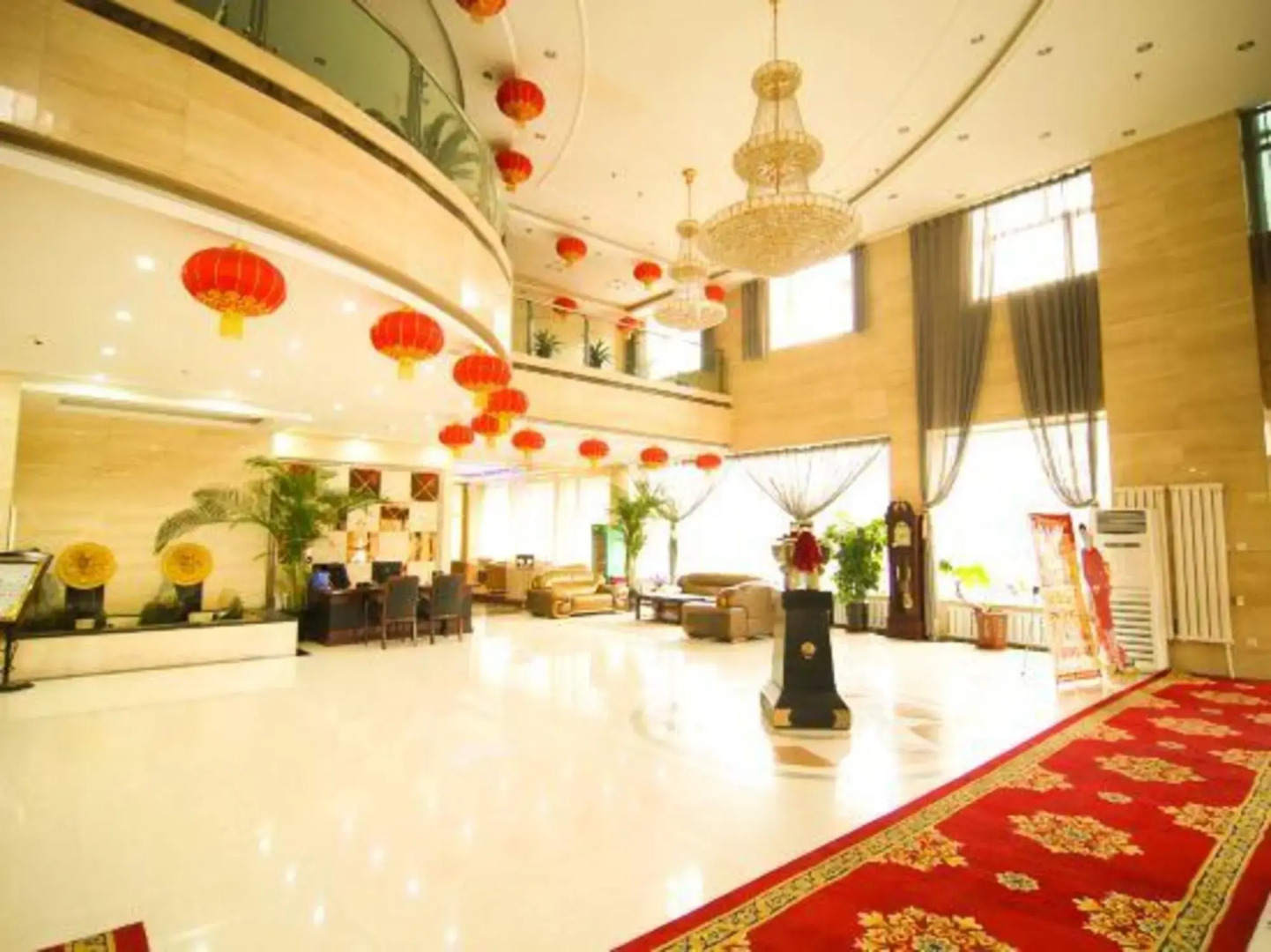 Jinqiao Hotel