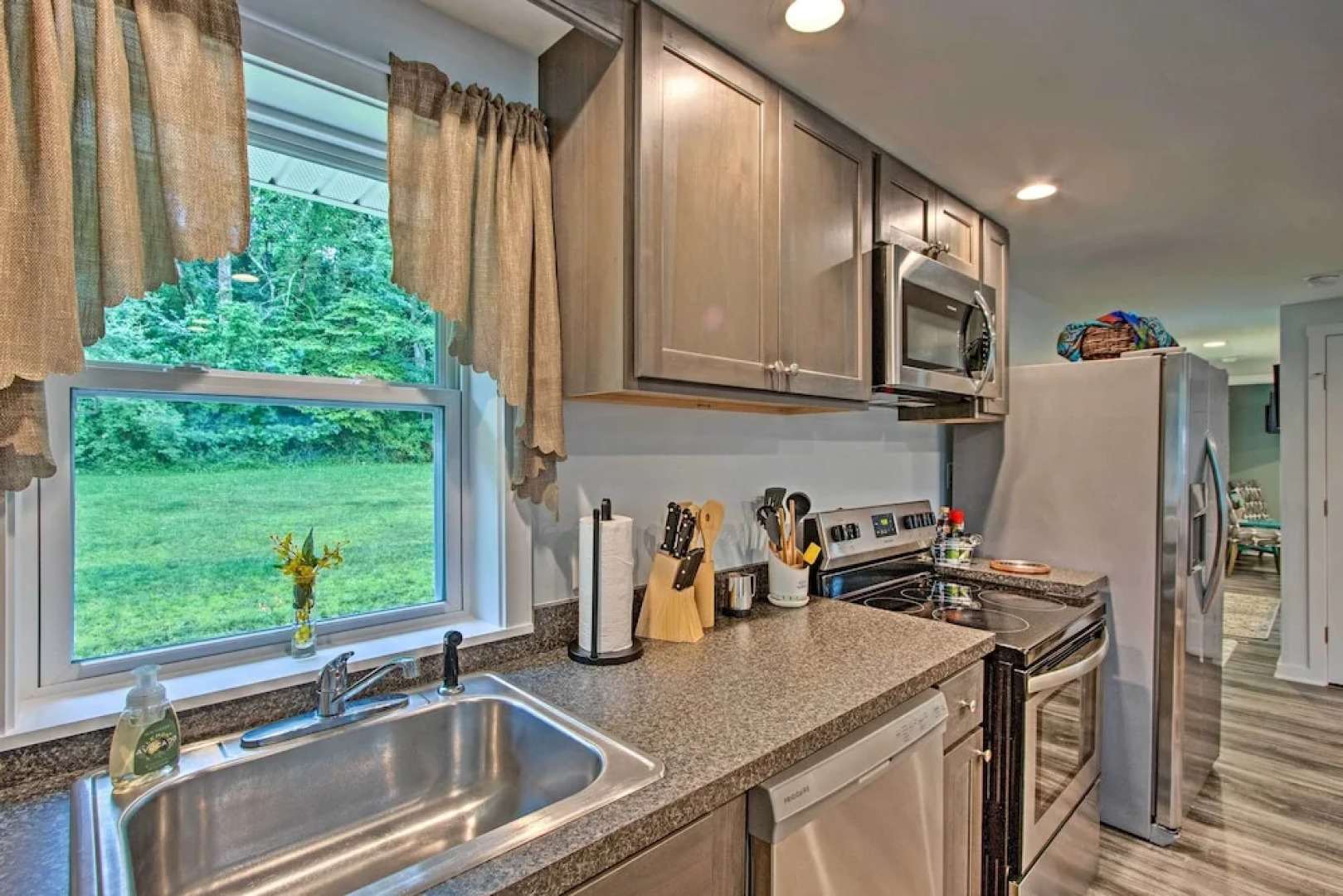 15 Mi to Camelback Resort! 'the Overlook Home'