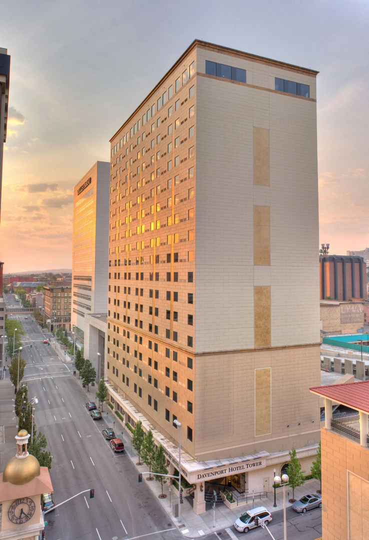 The Davenport Tower, Autograph Collection