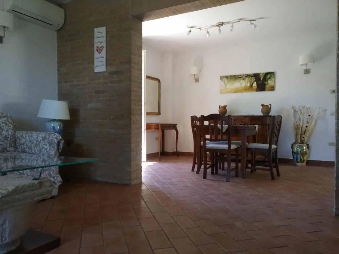 Villetta sui colli nelle Marche