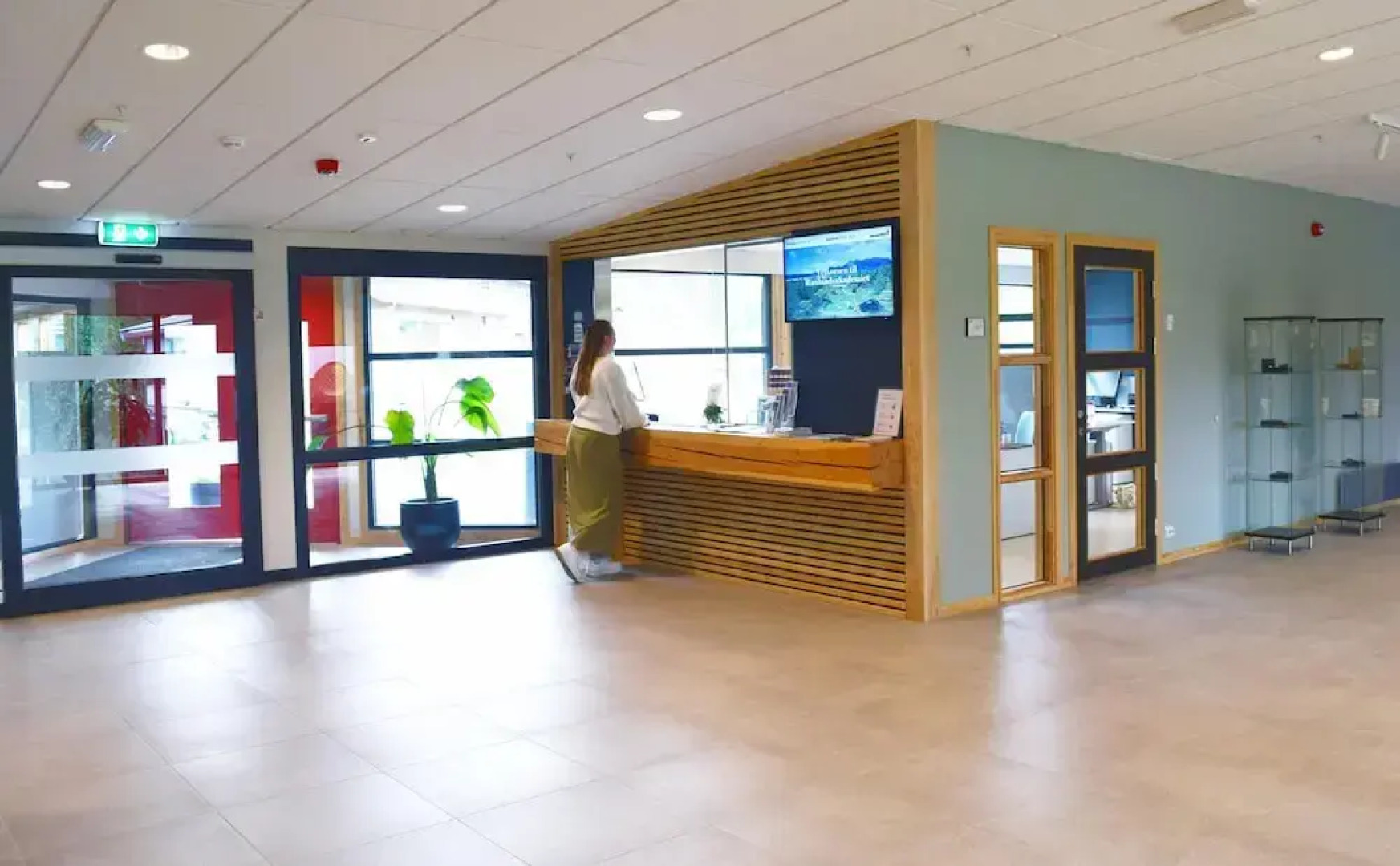 Raulandsakademiet og Vandrerhjem