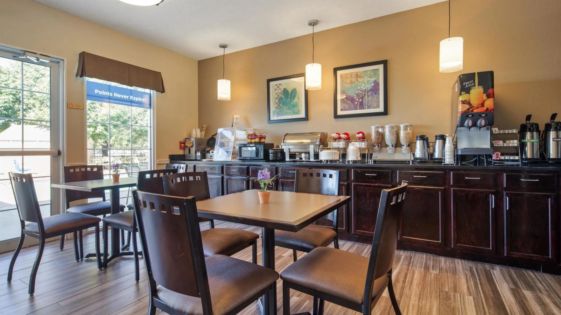 Best Western Governors Inn & Suites