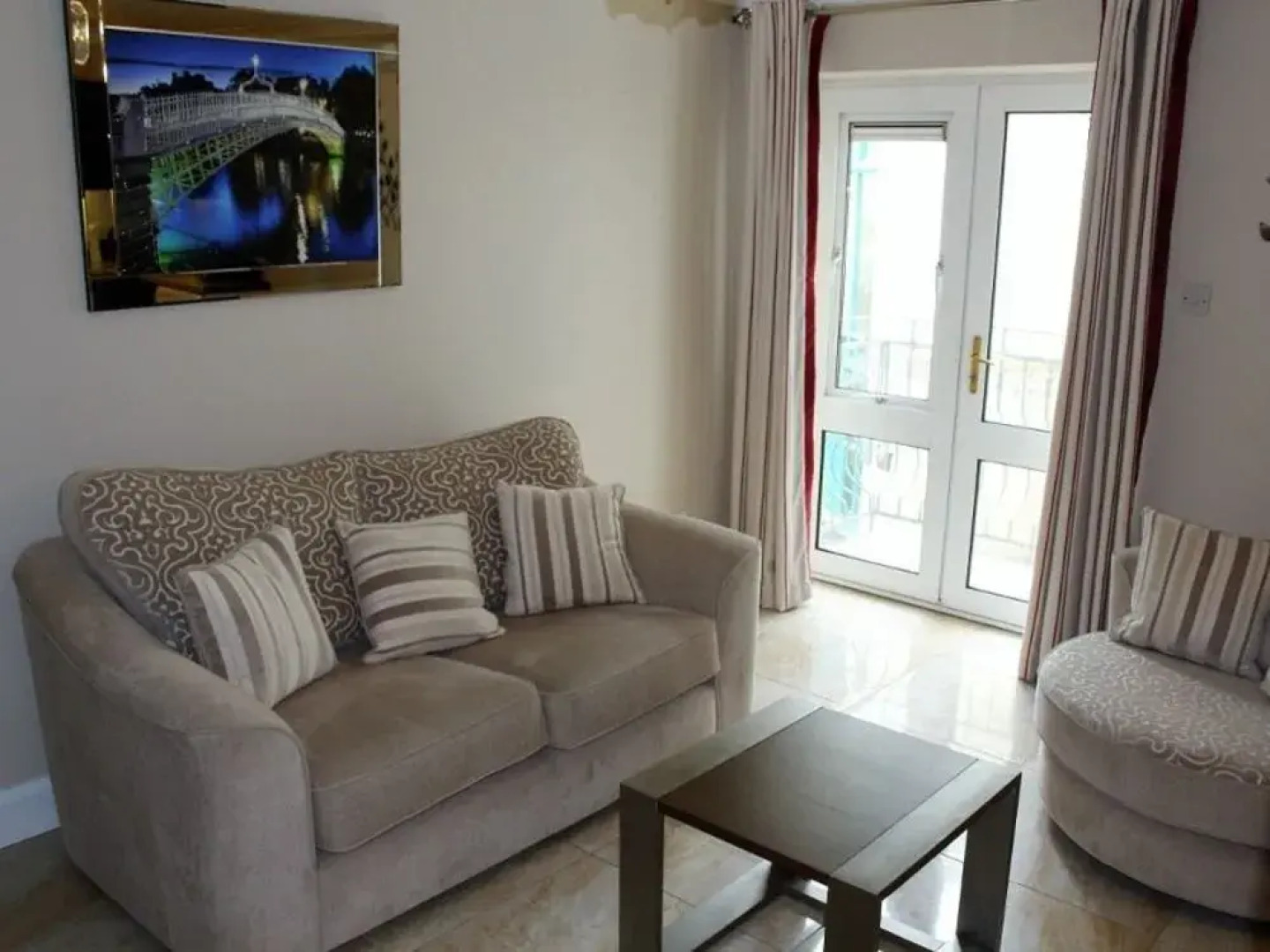 Wild Atlantic Way Accommodation Orchard Crescent