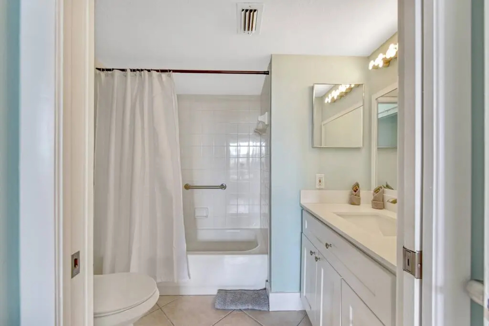 Aventura Apartment in Aventura