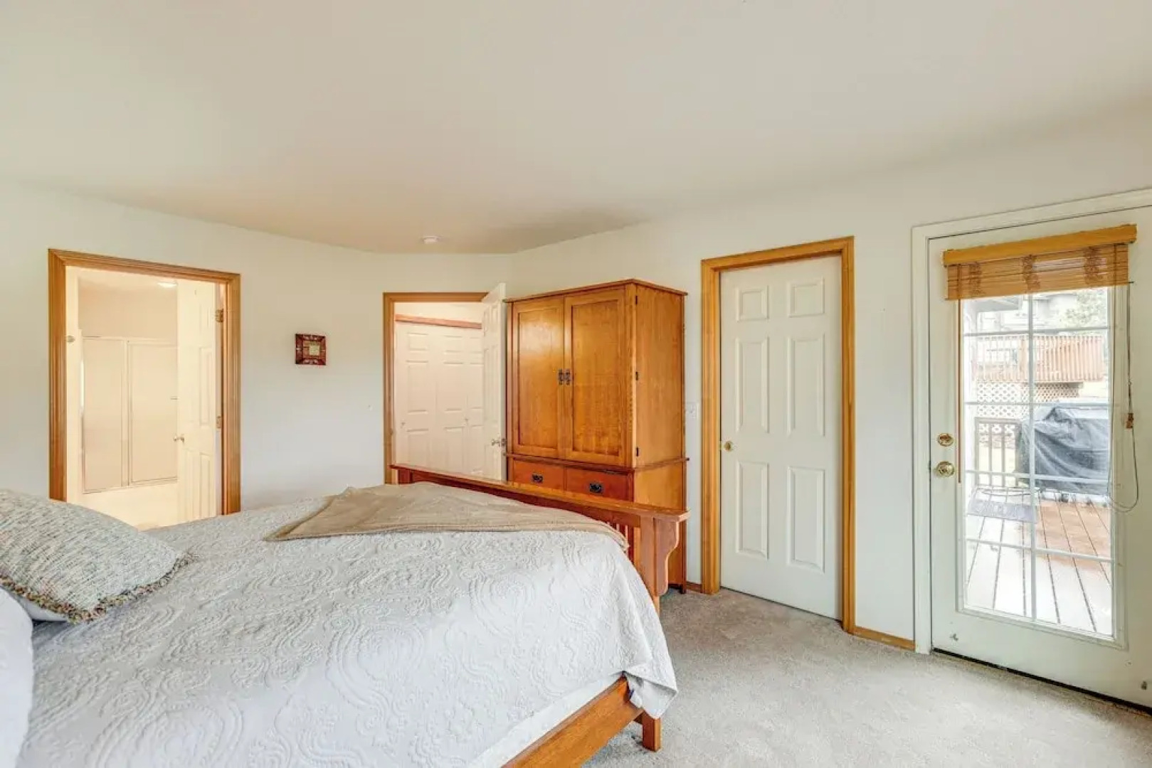 Hot Tub at Townhome on 8th Green in Redmond