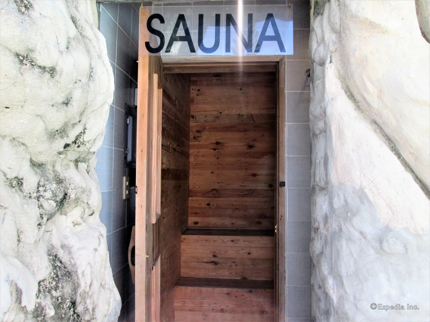 Country Village Hotel