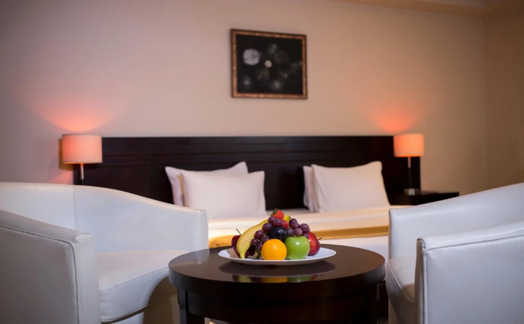 Monroe Hotel & Suites