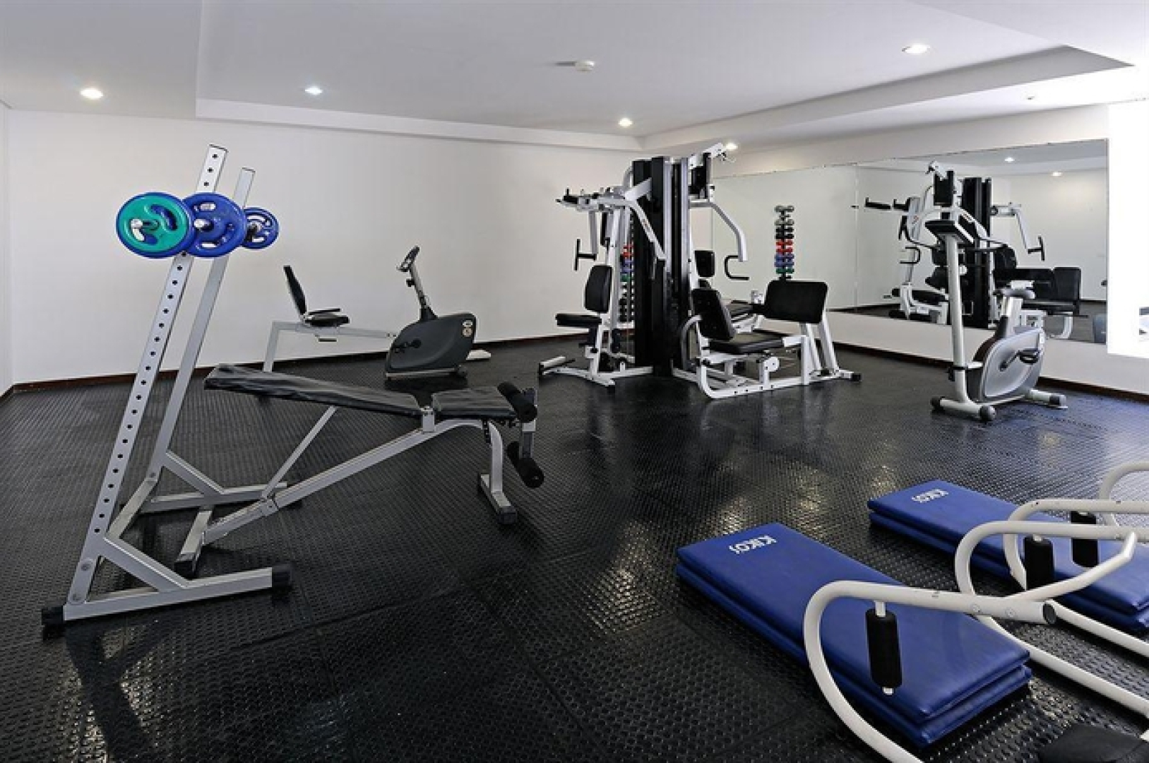 IMPERIAL TAMBAU Flat