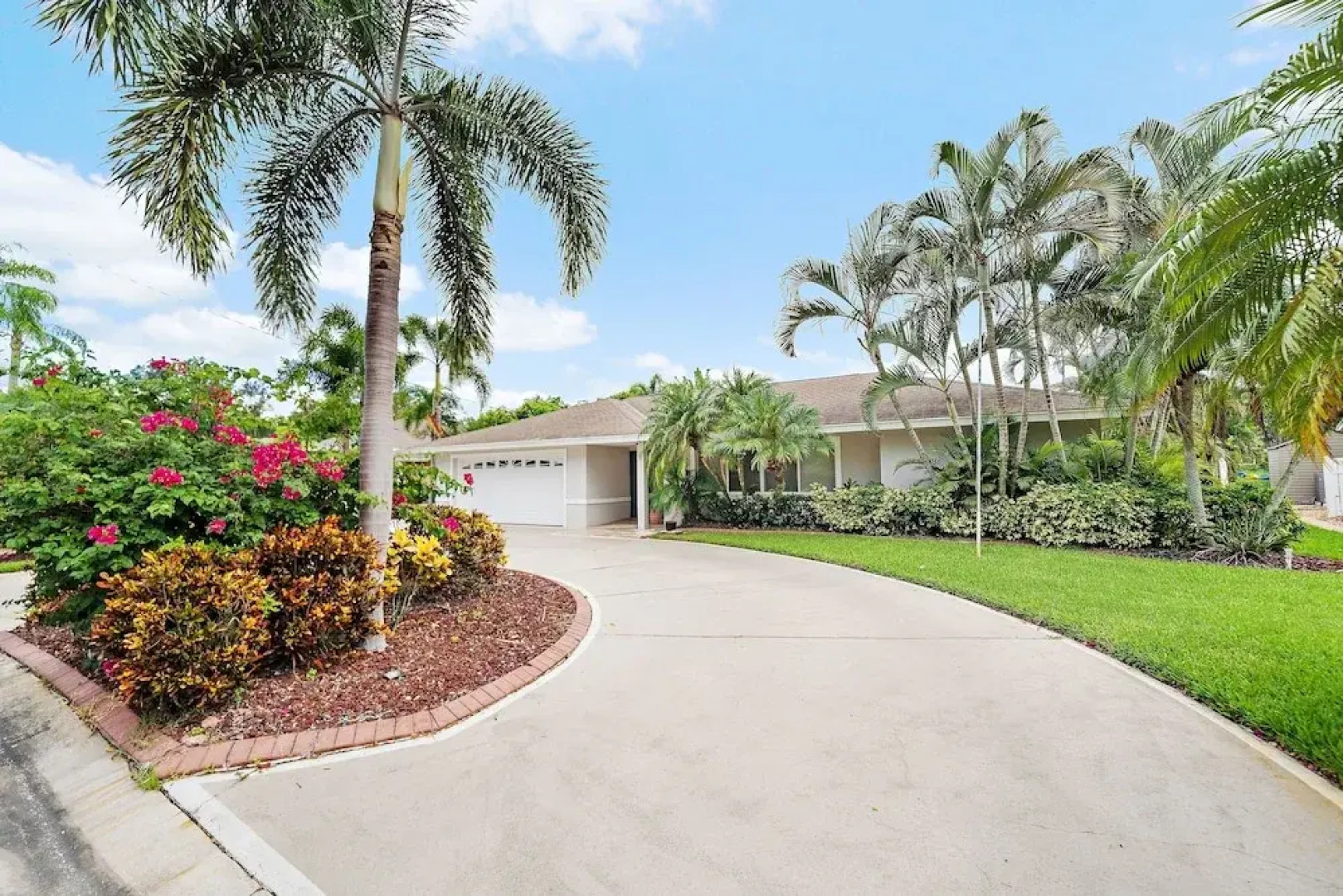 Gulf Tide Getaway 2 Bedroom Home