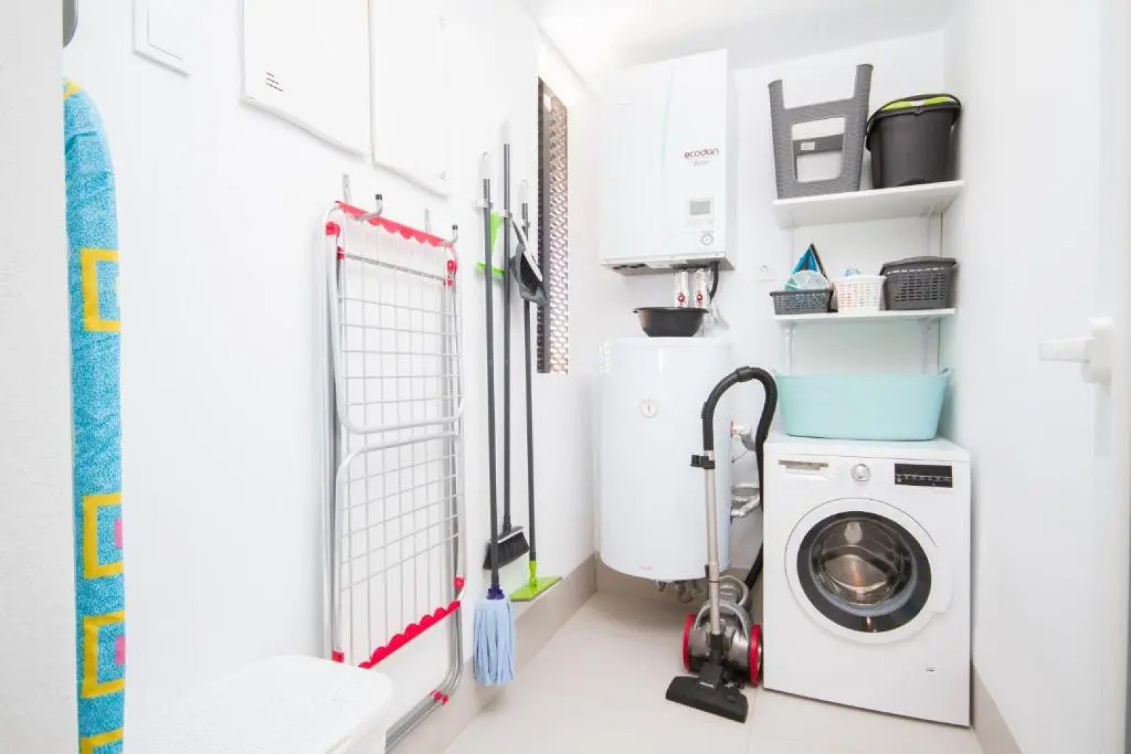 Urbano Blanco Apartments