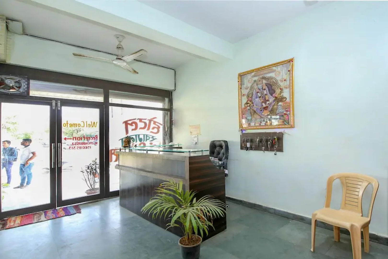 OYO 29188 Hotel Sai Palace