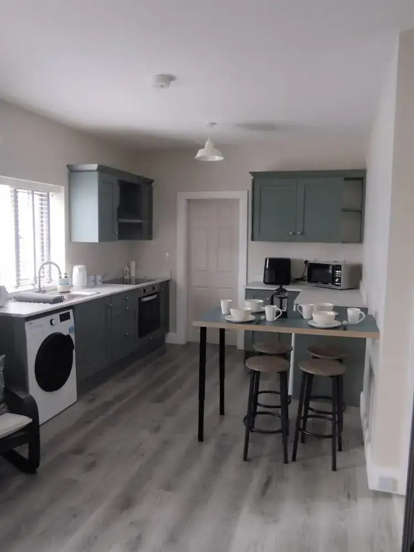 Seaside Retreat - 4 Guests - Near Aran Islands