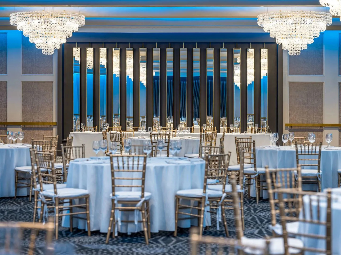 Carriage House Hotel & Conference Centre