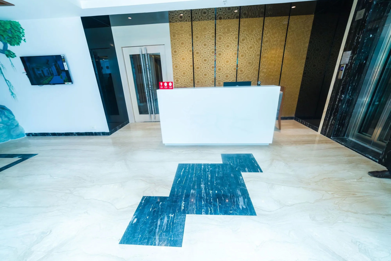 Capital O 10823 Pratibha Grand