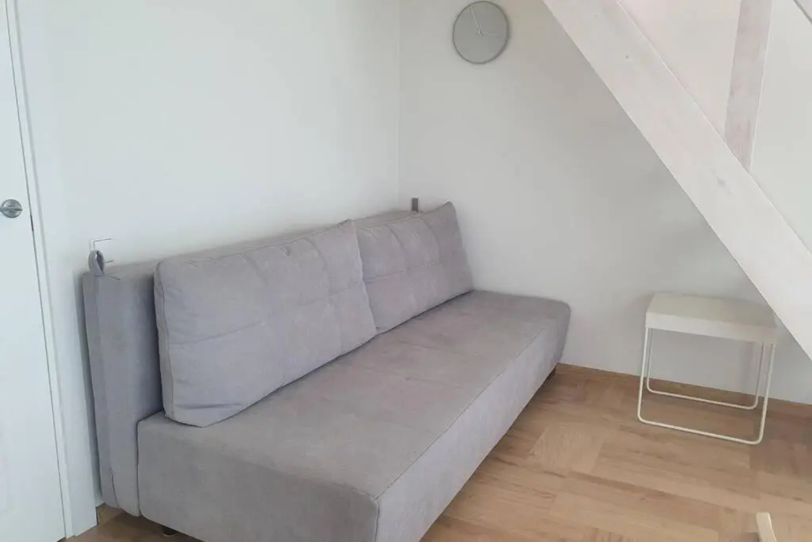 2.5 kambarių butas per du aukštus su baseinu