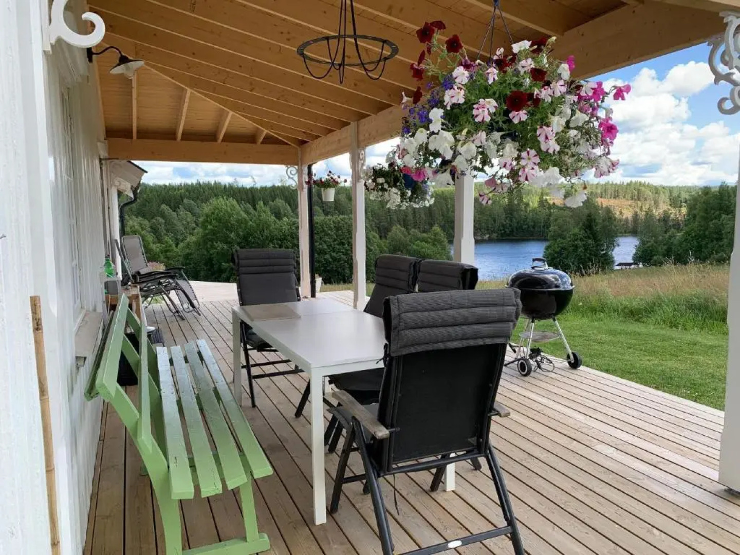 Rustic Luxury Lakeside House - Transformed Chapel