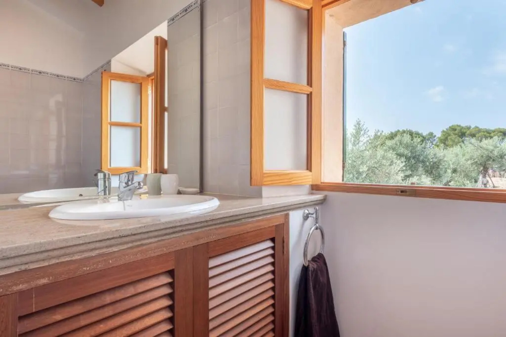 Deià semi-detached sunny country house, near GR221
