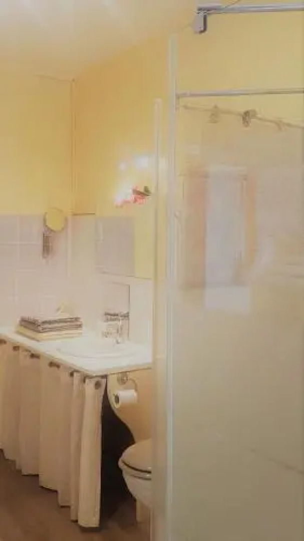 Gite face à la rivière -proche du pont du Gard-