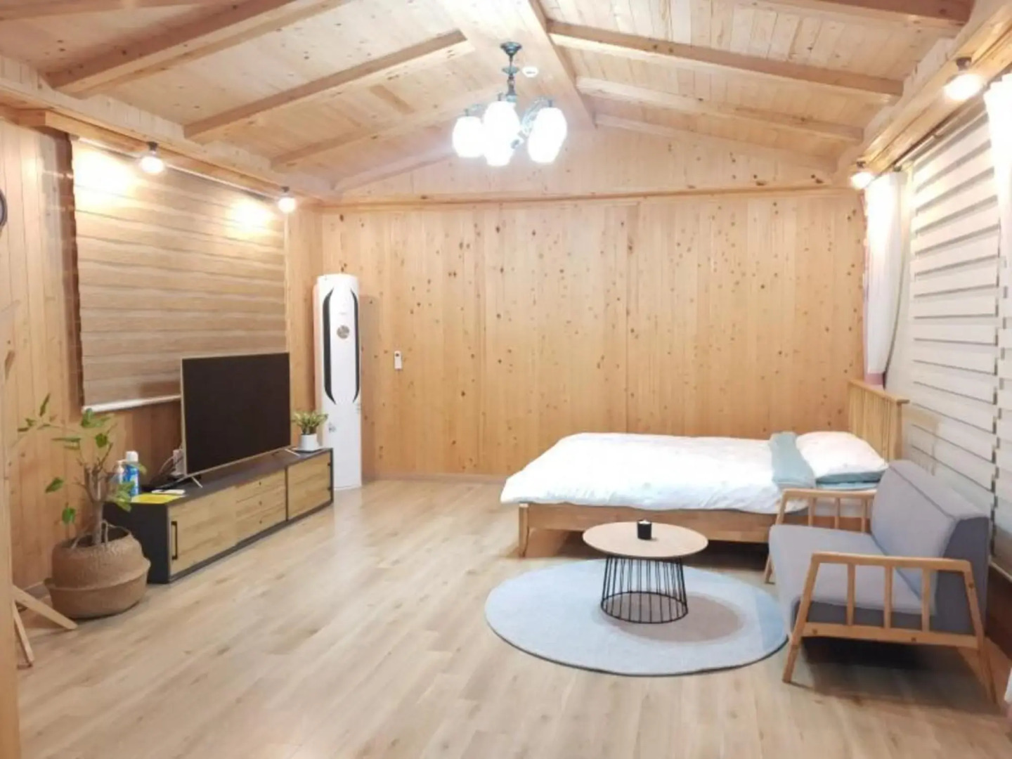 Haenam Ttangkkeunmaeul Hwigelri Pension