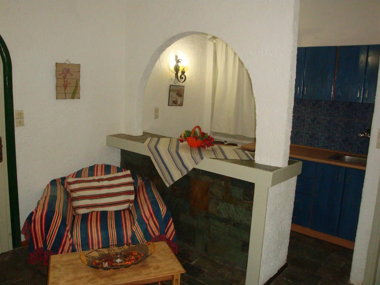 Maria-Flora Apartments