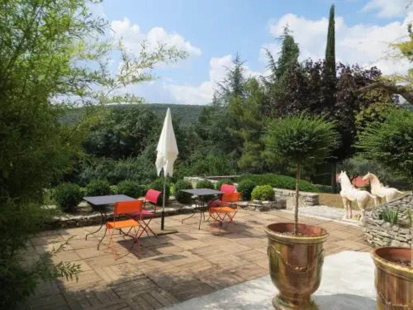 Le Clos des Amandiers