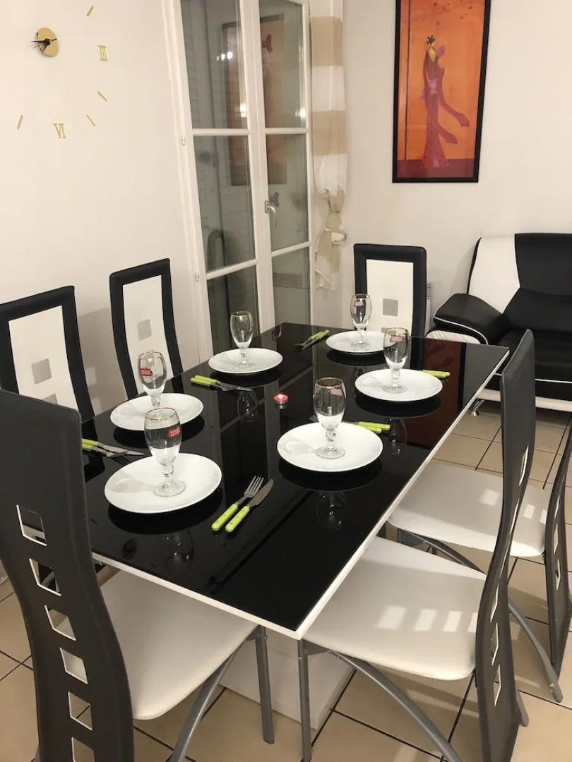 Abisha Disney Golden House