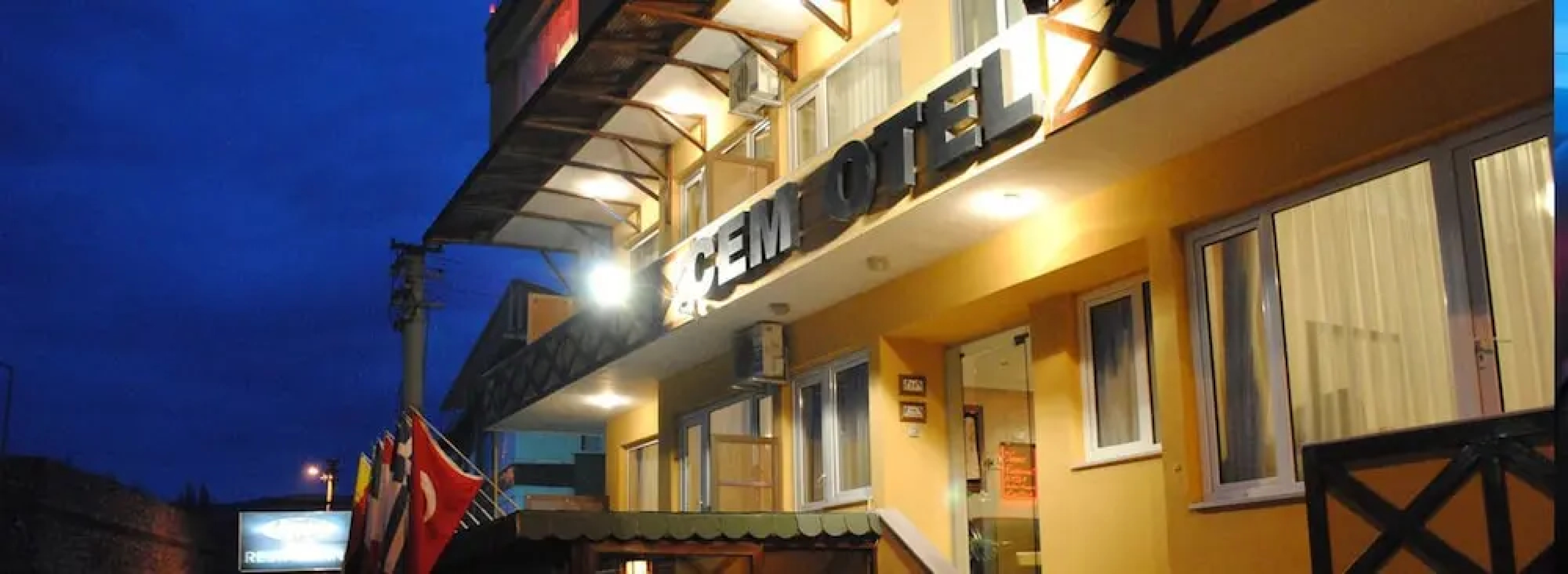 Cem Hotel