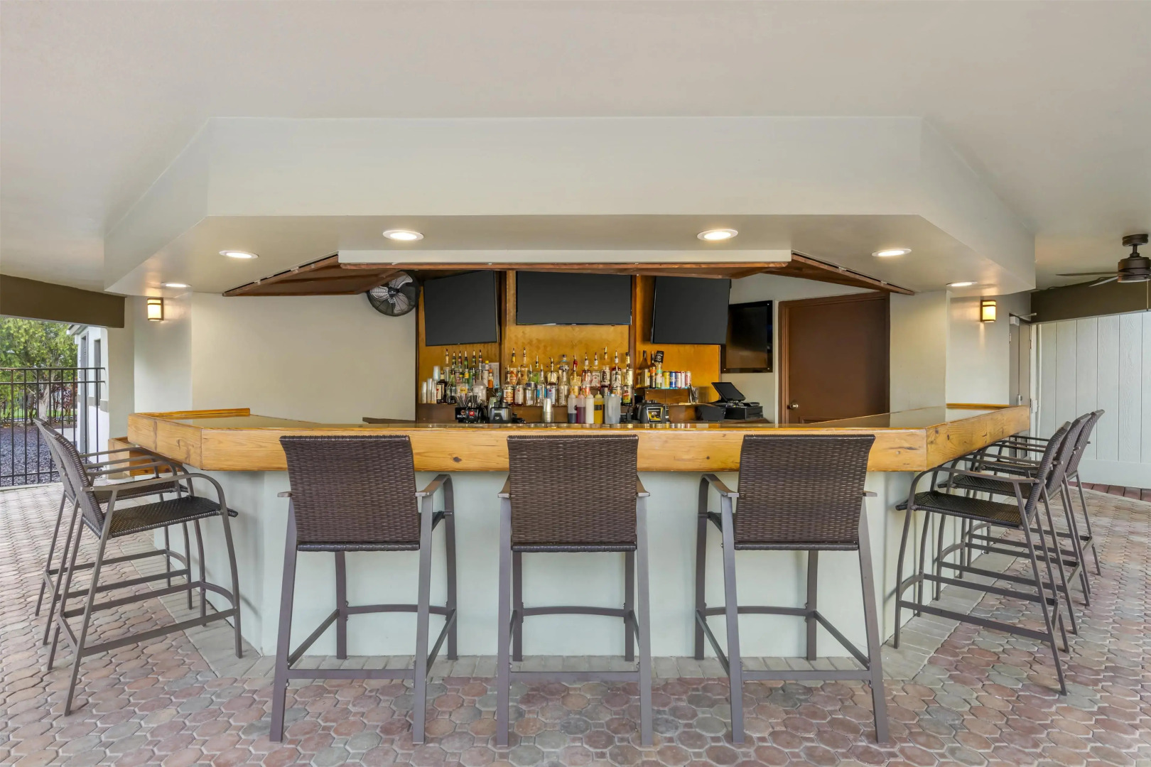 Parkway International Resort