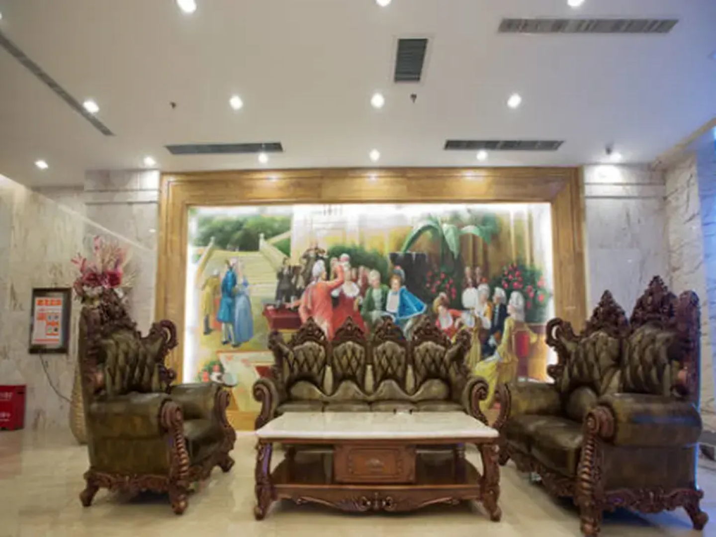 Vienna International Hotel (Zhumadian Huayuan Xuefu)