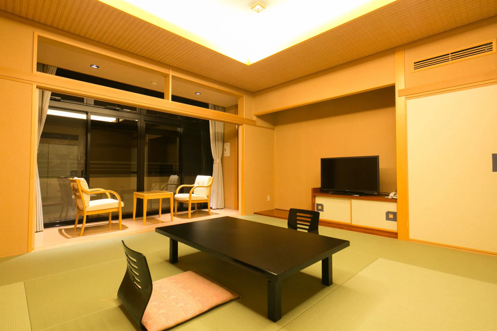 Yugawara Mizunokaori