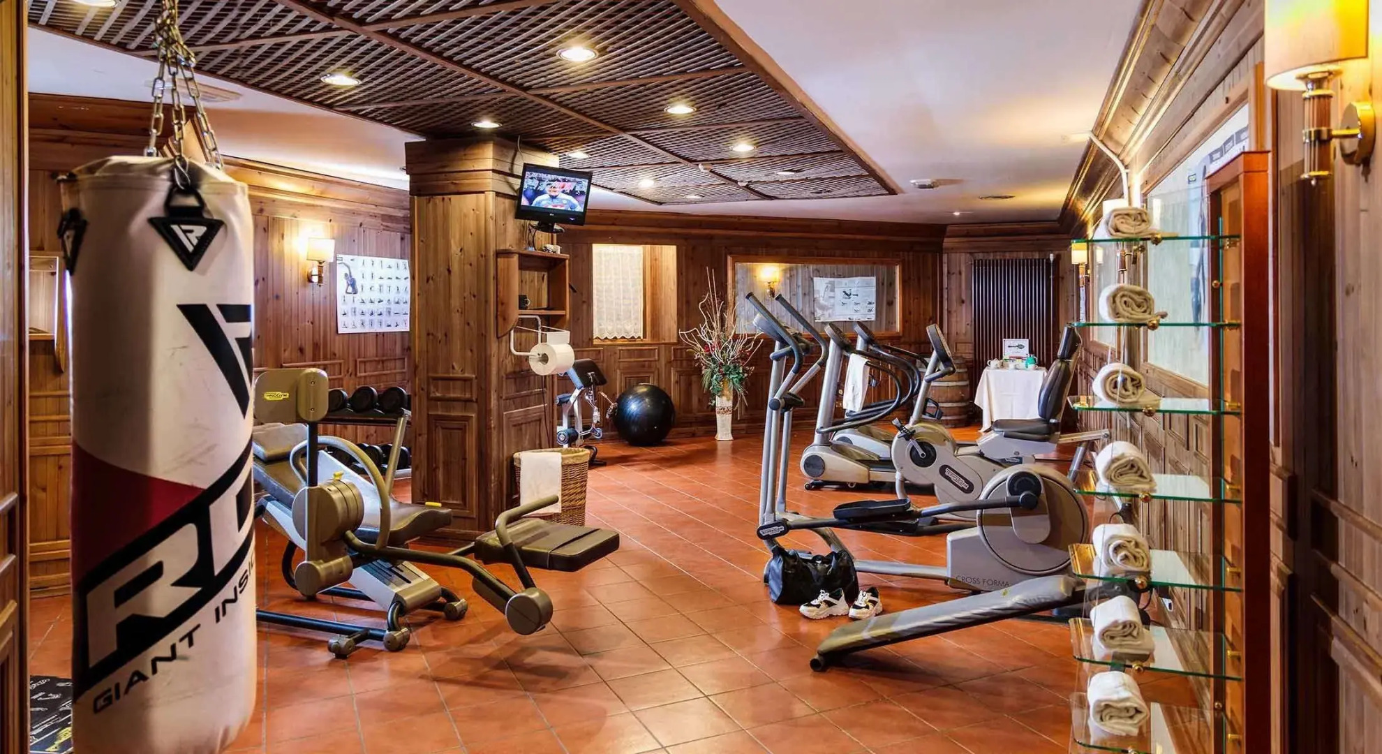 Hotel Alaska Cortina